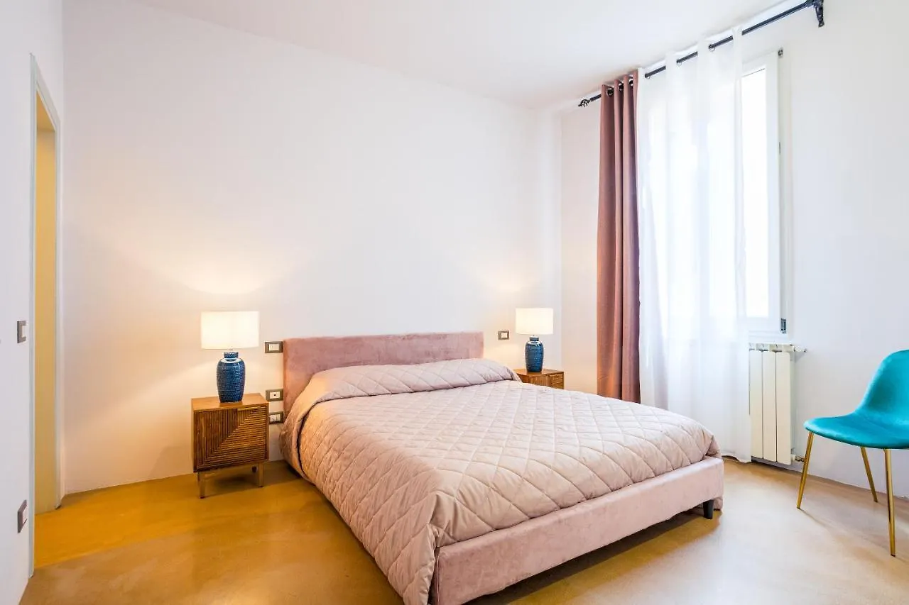 Condotta 16 Apartments Florence 0*,