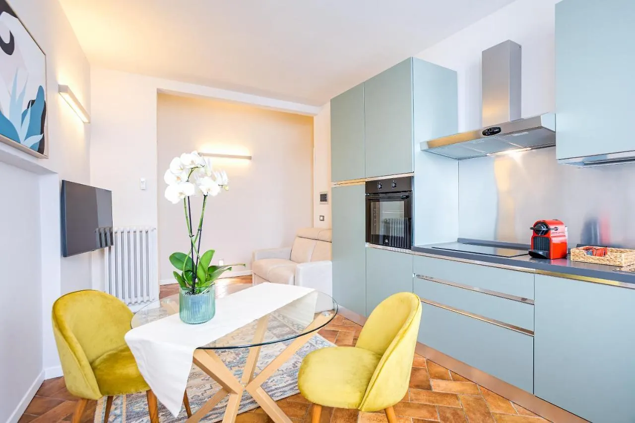 Condotta 16 Apartments Florence