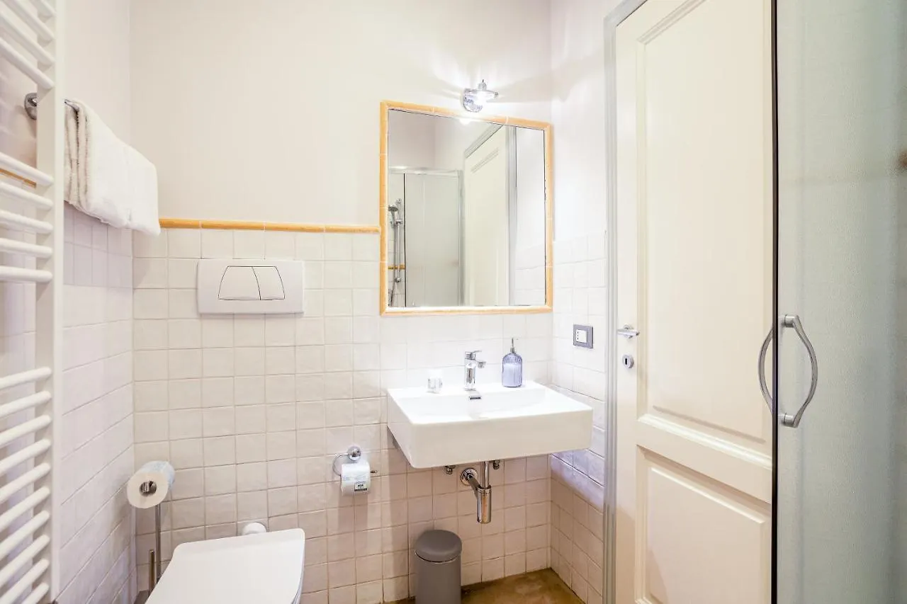 Condotta 16 Apartments Florence