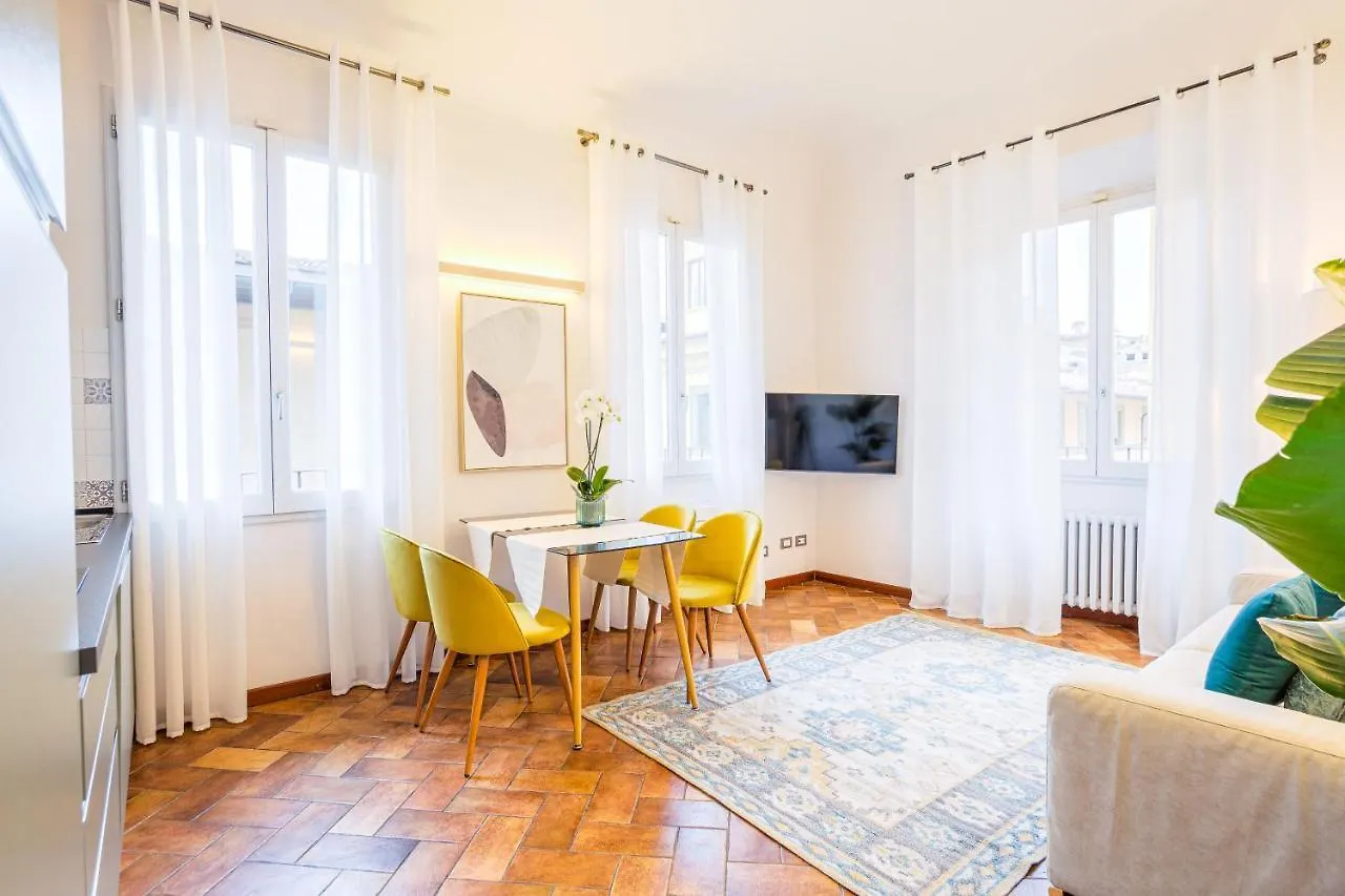 Condotta 16 Apartments Florence